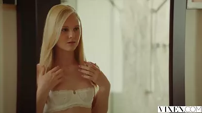 Dane Jones unterzeichnet Tschechische blonde Engel leidenschaftlich kostenlose erotikfilme ansehen mit den Fingern und gefickt