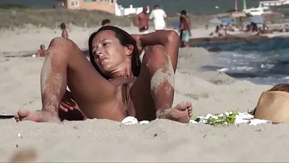 Hairy milf bekommt gebohrt und Sperma auf Ihren Busch deutsche erotikfilme kostenlos