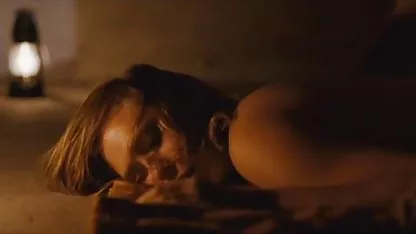 Eine Frau aus erotikfilme hd kostenlos einem nahe gelegenen