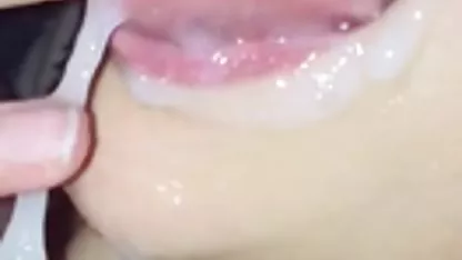 Alina Li ist kostenlose erotikfilme reife frauen gekleidet in Ihrem sexy weißen