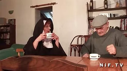 Sarah ist stickig - Sie liebt ihn tief in POV freie erotikfilme